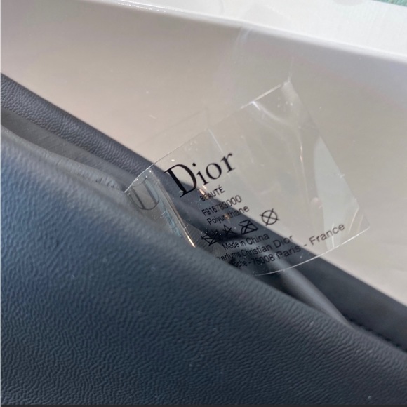 Dior CD Cosmetic Pouch to Crossbody Bag - Picture 6 of 6